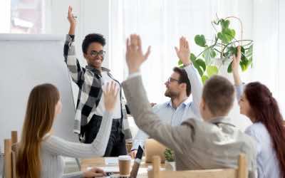 How to Create a Poll in Teams (video)